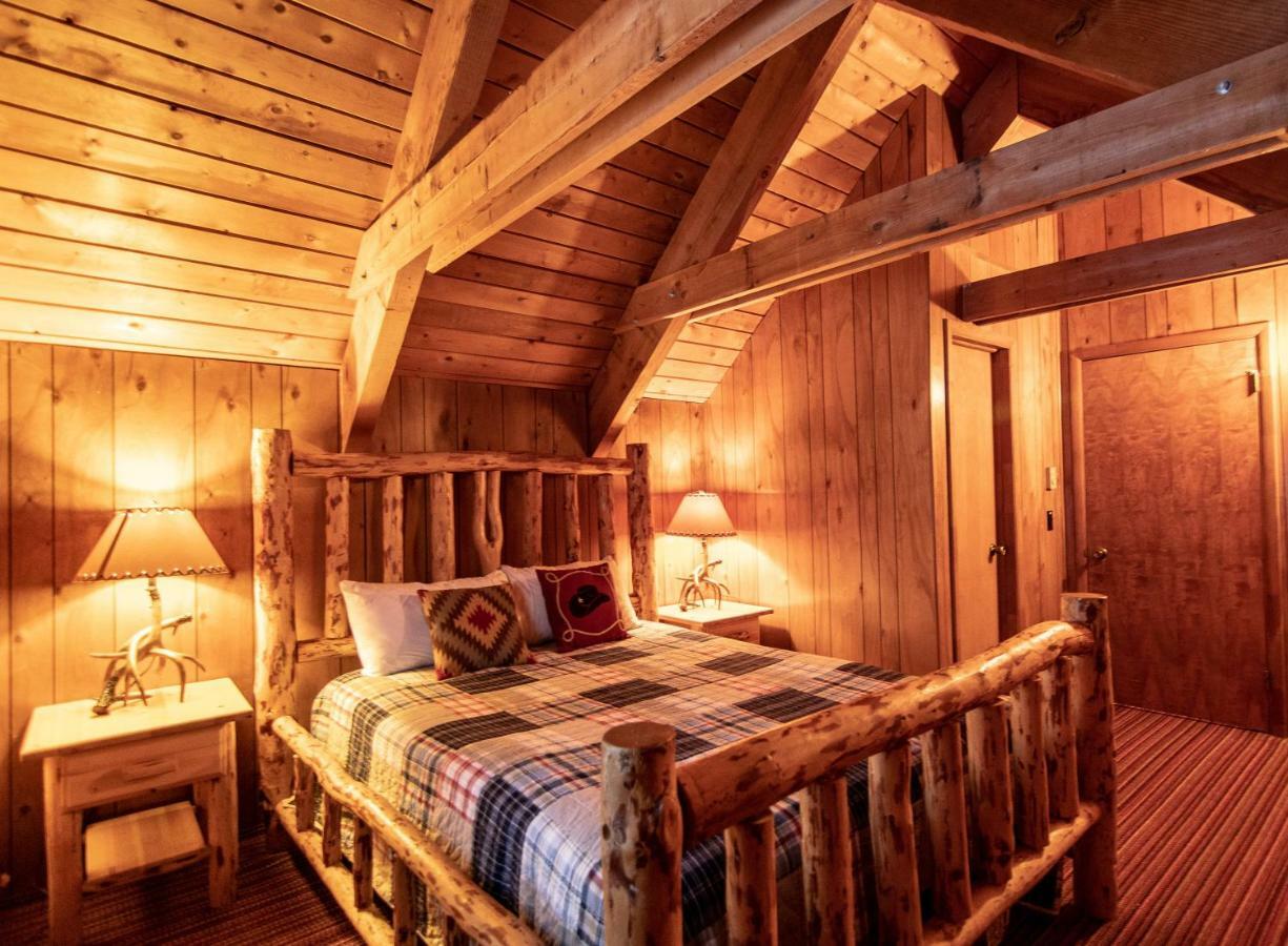 Yellowstone Cozy Caldera Cabin Island Park Extérieur photo