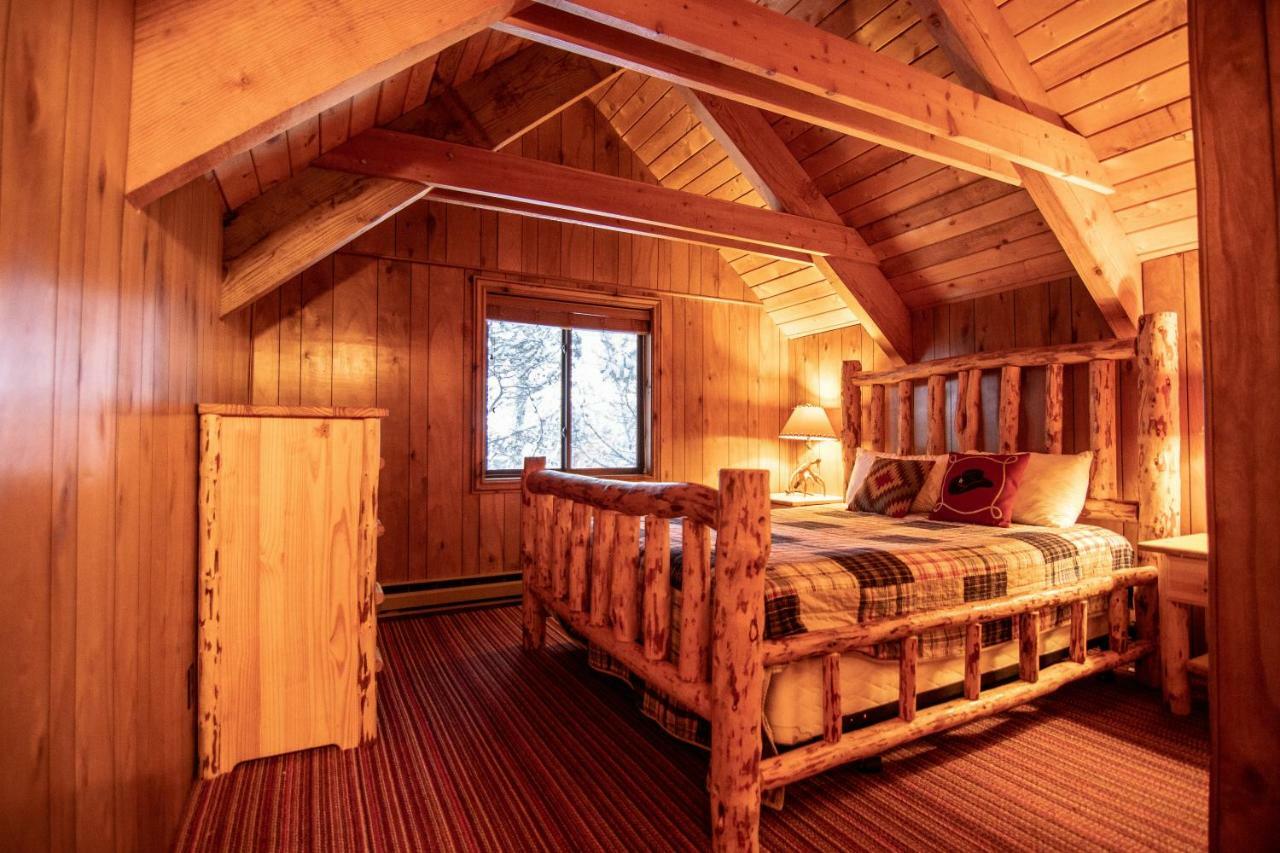 Yellowstone Cozy Caldera Cabin Island Park Extérieur photo